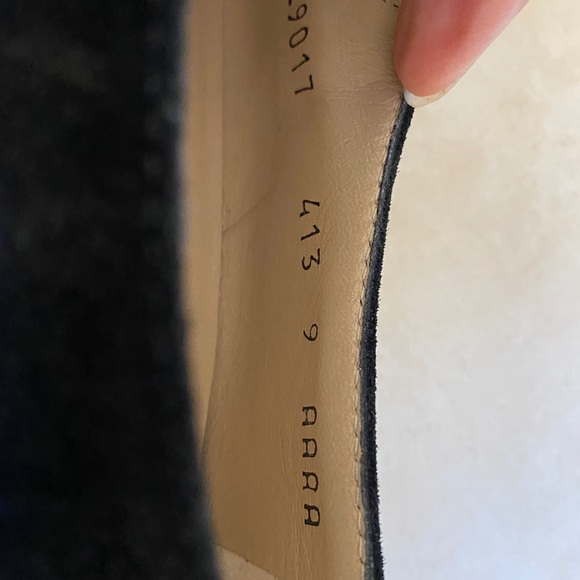 Salvatore Ferragamo women’s size 9 AAAA - Picture 6 of 7